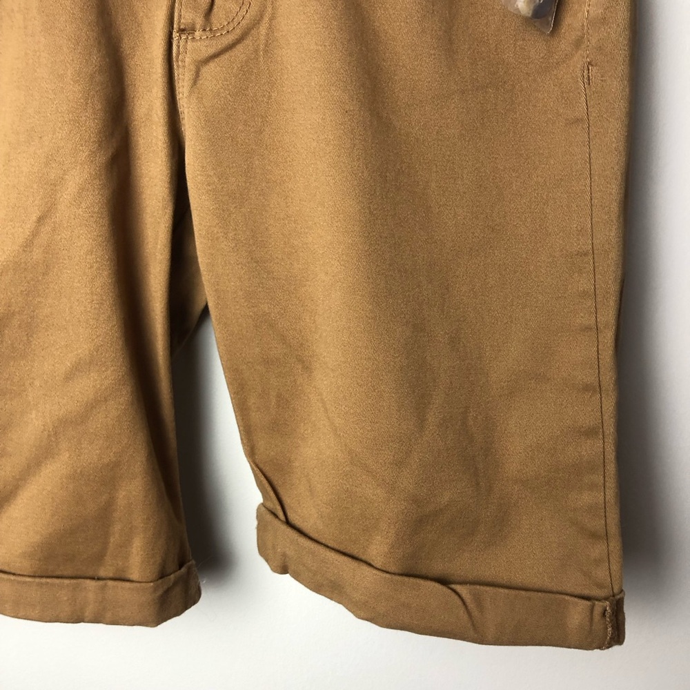 Amnesia Bermuda Shorts. - Picture 3 of 8